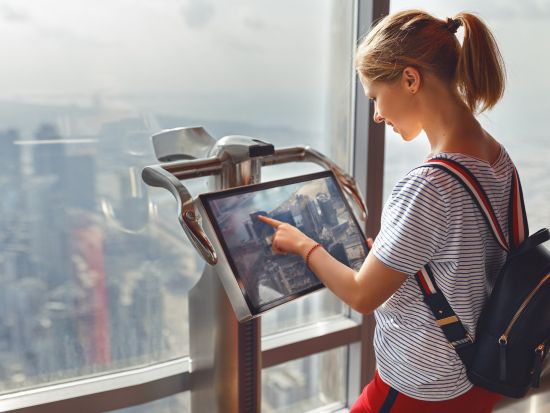 ブルジュ・ハリファ展望台「アット・ザ・トップ・シルバー（124・125階）」入場チケット＋ドバイ水族館