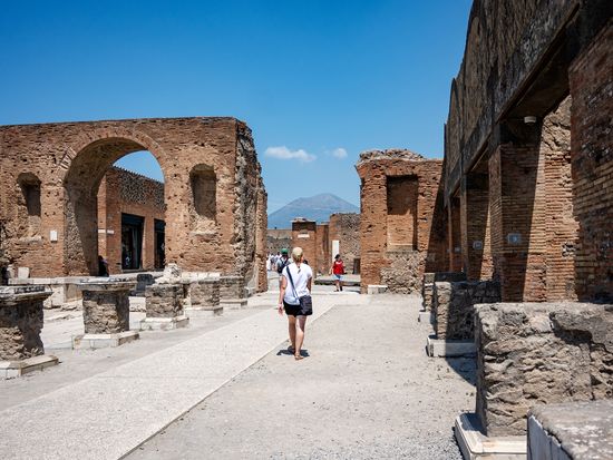 pompei_AdobeStock_515733643
