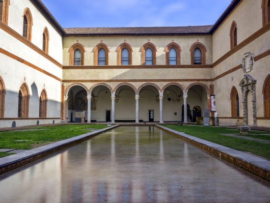 スフォルツェスコ城見学＆『ロンダニーニのピエタ』鑑賞ツアー＜1.5時間／英語ガイド＞