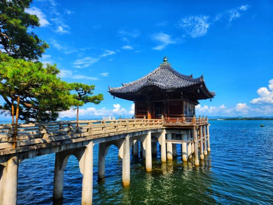 びわ湖絶景展望台＋白髭神社＋浮御堂＋近江八幡満喫 日帰りツアー＜大阪・京都発着／日本語・中国語or英語＞						