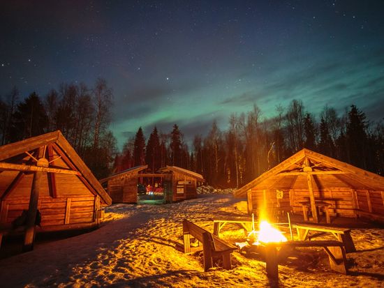 Finland_Rovaniemi_Northern Light_shutterstock_1090935701 (1)
