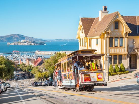 San_Francisco_pixta_61564880_M