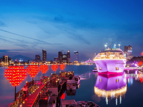 ダナンフォトジェニックツアー　ダナン市内の絶景スポットを満喫！名物料理の夕食付き＜午後発／日本語ガイド／（平日限定）空港お送りオプションあり＞