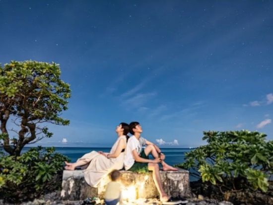 星空浴と宙さんぽ　シェラトン沖縄サンマリーナで楽しむ星空ショー！ 星や宇宙の解説＆プロカメラマンによる星空フォト　ドリンク付＜約2時間／恩納村＞