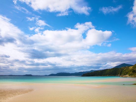 【7/18～8/23限定 長崎港発着】日帰りで五島列島のビーチへ！往復船運賃＋現地送迎＋桟敷・シャワー代＋昼食セット＜香珠子海水浴場＞by九州商船