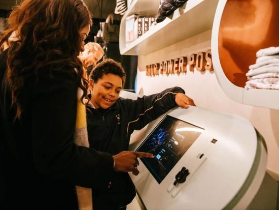 Lift_109_9th_November_Joshua_Atkins-81_p5cimx