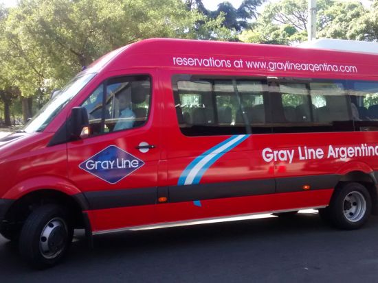 【空港送迎】ウシュアイア空港⇔ウシュアイア市内ホテル＜スペイン語ドライバー／混載＞