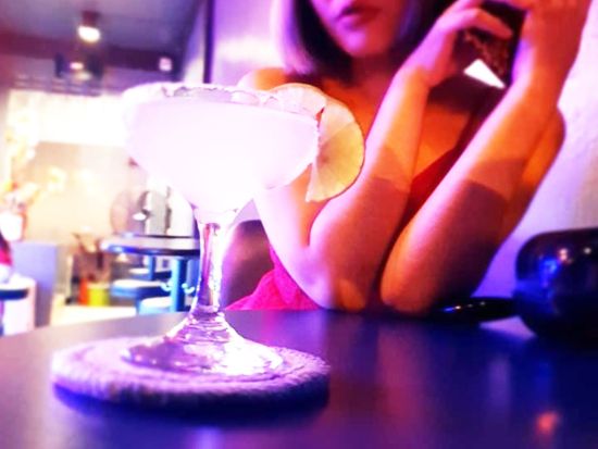 バンコクのナイトライフを体験！ガイドと一緒に行くバンコクの人気バー巡り＜夜／英語ガイド＞