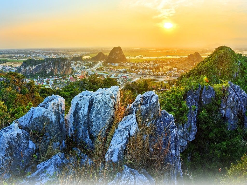 ダナン＆ホイアン満喫1泊2日ツアー バーナーヒルズ＋五行山+ミーソン