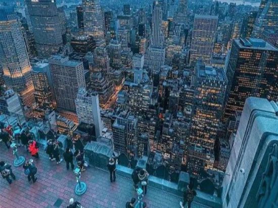 ワンワールド展望台（One World Observatory）／100～102階まで全てアクセス可能 入場チケット事前予約