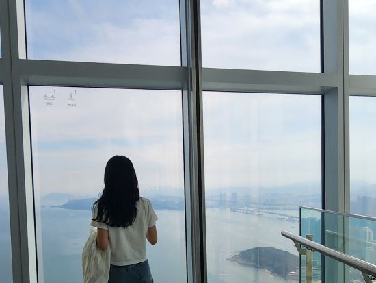 釜山フォトジェニック観光ツアー　海雲台エリアの人気スポット巡り！スカイカプセル乗車＆ヘリダンキルでのコーヒー1杯付き ＜午前／日本語ガイド／釜山港送迎可＞