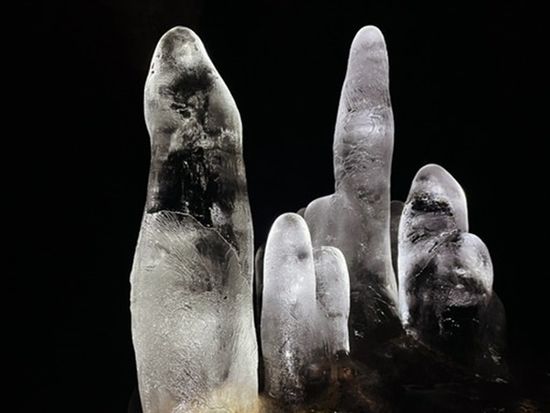 鳴沢コウモリ穴（入洞）