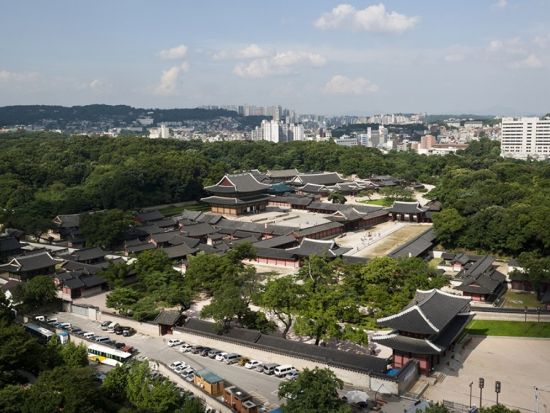 韓国の世界文化遺産観光ツアー 昌徳宮＋宗廟＋水原華城＜半日or1日／日本語ガイド／昼食付きプラン・明洞餃子ミールクーポン付きプランあり＞