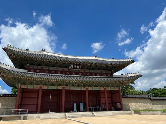 200010979_base_16587349627982