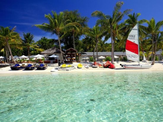 センターラ・ラス・フシ・リゾート＆スパ日帰りツアー　到着したら自由時間＜ランチビュッフェ付き／アルコールを含むドリンク飲み放題＞