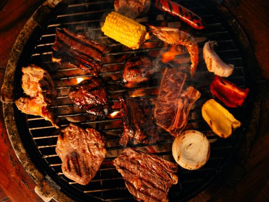 サンセットビーチBBQディナーショー 食事券＆事前予約サービス　大迫力のファイヤーダンス＜ホテルニッコー／食べ放題＋飲み放題プランあり／送迎サービスあり＞