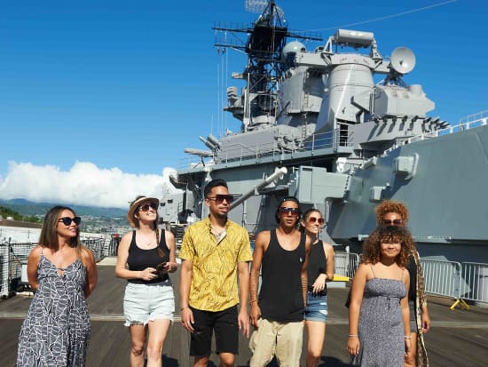 Oahu Pearl Harbor Battleship Missouri Group
