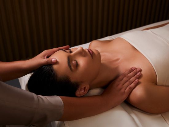 バンヤンツリースパ・バンコク「Banyan Tree Spa Bangkok」 5つ星ホテルで極上マッサージを体験 　選べる60分コース＜ルンピニ駅徒歩7分＞