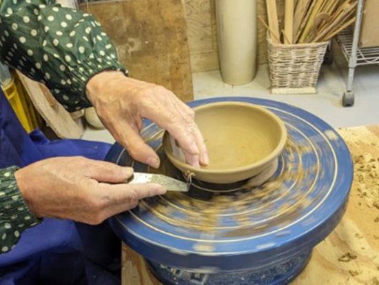 赤膚焼（あかはだやき）作陶体験 赤膚焼作家が丁寧にサポート＜約3～4時間／下市町＞