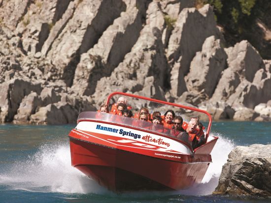 クライストチャーチ ジェットボート 時速90キロでワイアウ川を疾走！