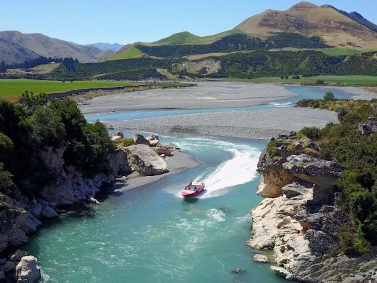 クライストチャーチ ジェットボート 時速90キロでワイアウ川を疾走！