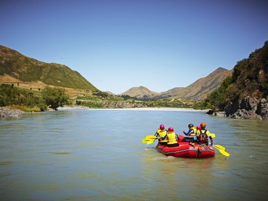 クライストチャーチ　ワイアウ川ラフティング　グレード2の急流下り！