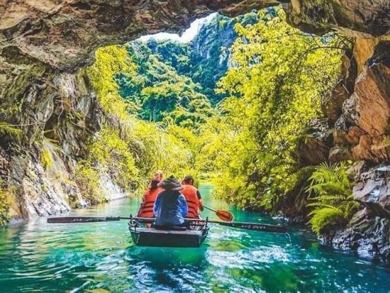 【 貸切 】バイディン寺とチャンアン絶景ツアー　チャンアン川下り＋ニンビン名物のランチ付き＜1日／昼食／日本語ガイド＞