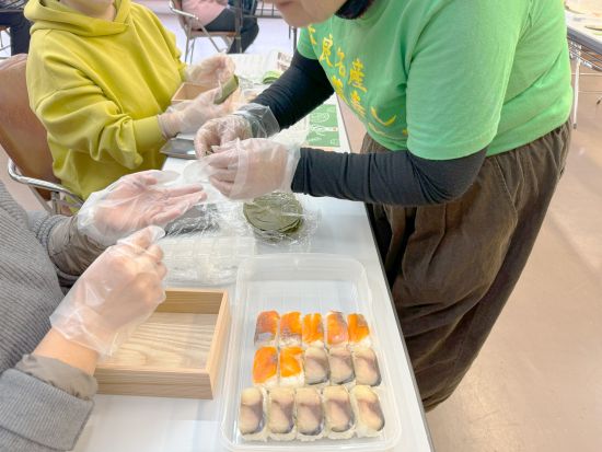奈良名物「柿の葉寿司」手作り体験 吉野地域の食文化に触れる！＜約1～2時間／下市町＞
