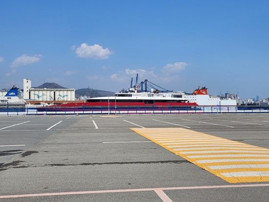 釜山 金海空港⇔ホテル 貸切送迎サービス　バンまたはミニバス＜日本語ガイド／最大10名まで＞※車1台あたり料金