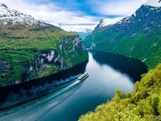 鉄道・バス・フェリーで巡る！「世界遺産ガイランゲルフィヨルド・ナットシェル」 周遊チケット＜6月～9月／ベルゲンまたはオスロ発＞by Fjord Tours