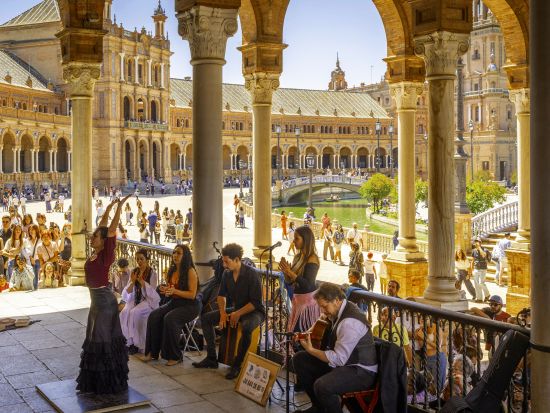【貸切】高速列車で行くセビリア観光1日プライベートツアー　列車チケット付き　世界遺産アルカサル入場プランあり＜英語／マドリード発＞