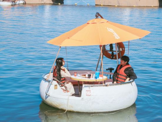  漢江 盤浦(バンポ)セビッソム 水上レジャー「チューブスター」乗船チケット　免許不要！水上でくつろぐ新感覚アトラクション＜1台あたり＞