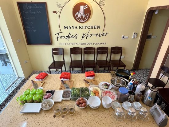 ベトナム料理教室体験　市場での食材の買い物と伝統的なベトナム料理作りを楽しむ ＜昼食付き／英語インストラクター＞