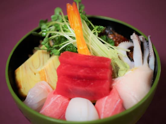 CHIRASHI SUSHI