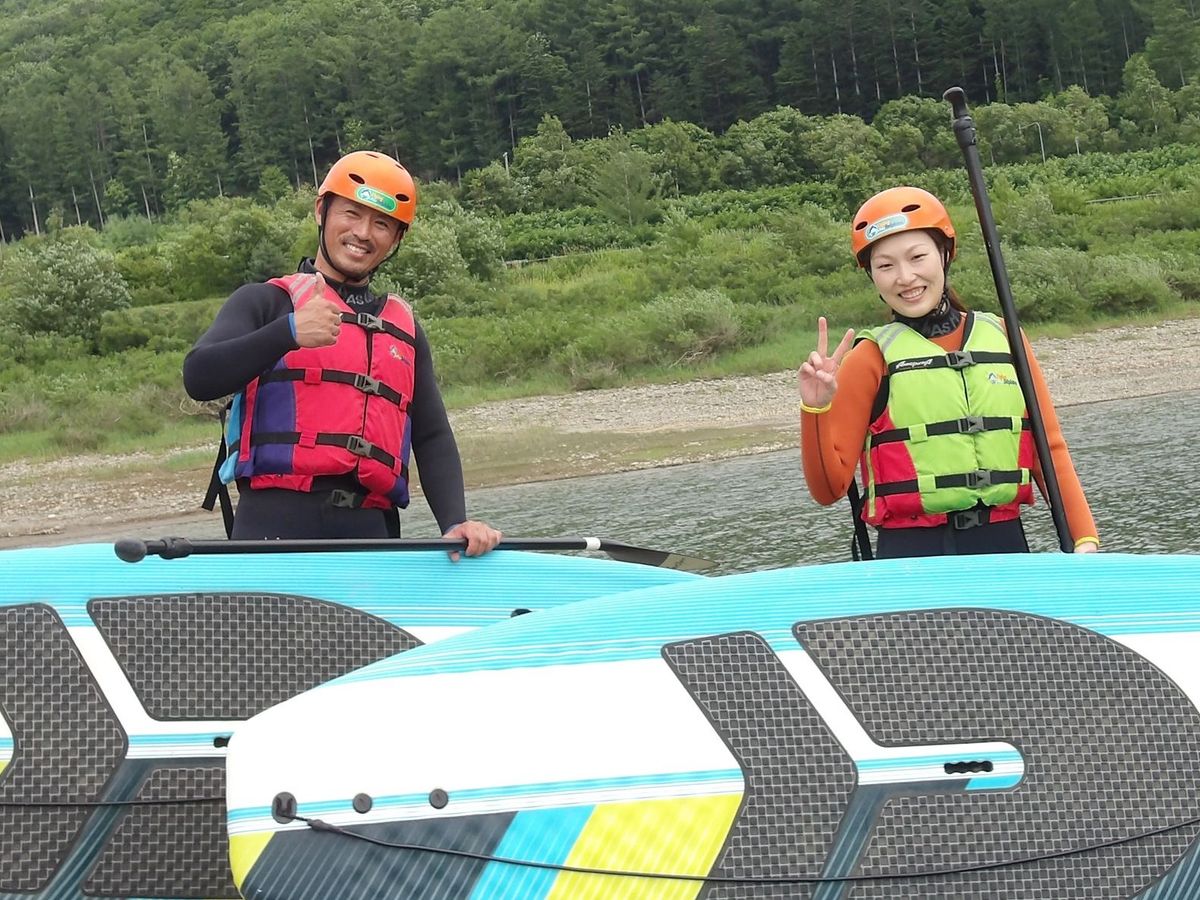 かなやま湖 SUP体験 夏は湖からラベンダーも見える♪のんびり楽しむ