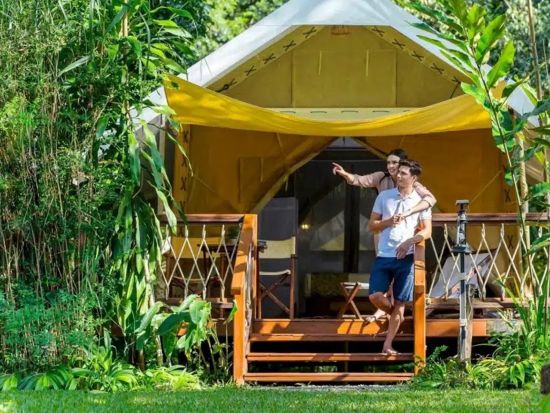 カンチャナブリ1泊2日ツアー　グランピング宿泊＆泰麺鉄道乗車＆JEATH戦争博物館＆ボート遊覧 ＜食事付き／日本語ガイド＞