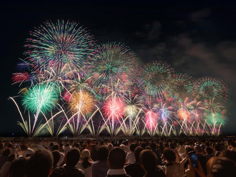 Niigata_Nagaoka_Fireworks Festival_pixta_49178320_