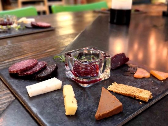 オスロストリートフードツアー　ノルウェー文化を食べ歩き！＜約1時間30分／オスロ発＞