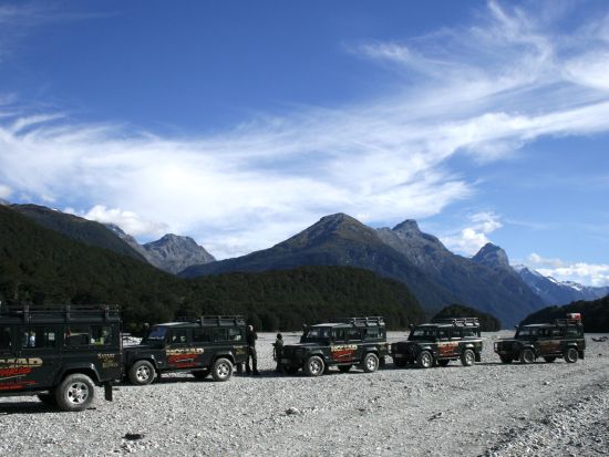 グレノーキー4WDサファリツアー　映画『ロード・オブ・ザ・リング』のロケ地巡り　中つ国の世界を体感！＜英語／クイーンズタウン発＞