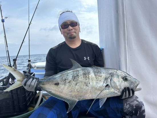大物を狙おう！半日泳がせ釣りコース アカジンミーバイを釣り上げろ！年齢制限なし&選べる午前・午後プランで気軽に参加OK◎＜送迎あり／約4時間／石垣島＞