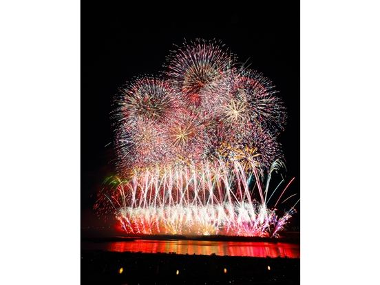 8月2日限定！長岡まつり大花火大会を観覧する日帰りバスツアー 信濃川