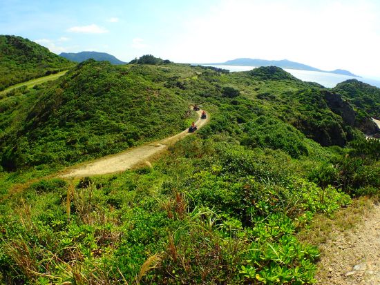 石垣島バギーツアー でこぼこ道をドキドキ走行練習 海風を感じながらリフレッシュ効果MAX＜1.5～2時間／選べる開始時間／1～13名＞by ラクーアマリンクラブ