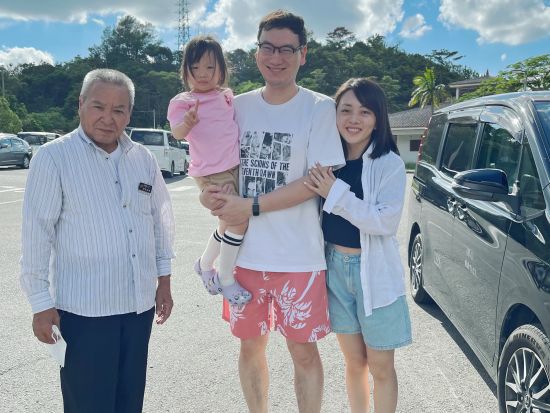 沖縄本島 貸切チャーター観光 美ら海水族館や首里城などお好きな場所へご案内＜4時間～／最大9名様／那覇市内または那覇空港発＞