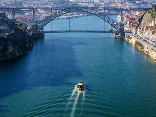 ドウロ川クルーズチケット 6つの橋を巡るパノラマツアー＜ポルト発＞