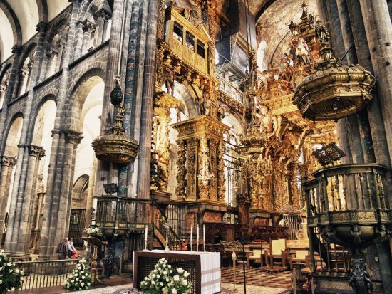 サンティアゴ・デ・コンポステーラ観光1日ツアー 大聖堂＋城塞都市ヴァレンサ・ド・ミーニョの要塞見学＜英語／ポルト発＞