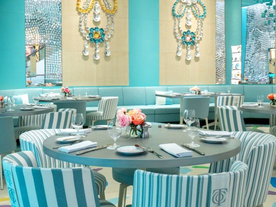 TIFFANY ＆ CO ブルーボックスカフェ（Blue Box Café）☆夢のティファニーで朝食！食事券＆事前予約サービス＜朝食／ティー＞*ドバイ・モール内