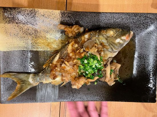 沖縄五目釣り 完全貸切！チャーター船で様々な魚を釣りに行こう！GoProやドローンでSNS映え◎サンセットプランもあり＜約3時間／送迎あり／宜野湾市＞