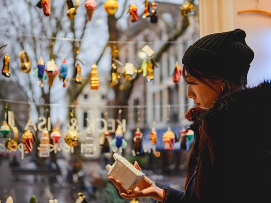 フォトグラファーと歩くアムステルダム鉄板スポットツアー　運河巡るヨルダーン地区へご案内　写真撮影サービス付き＜約2時間／午前or午後／日本語／アムステルダム発＞