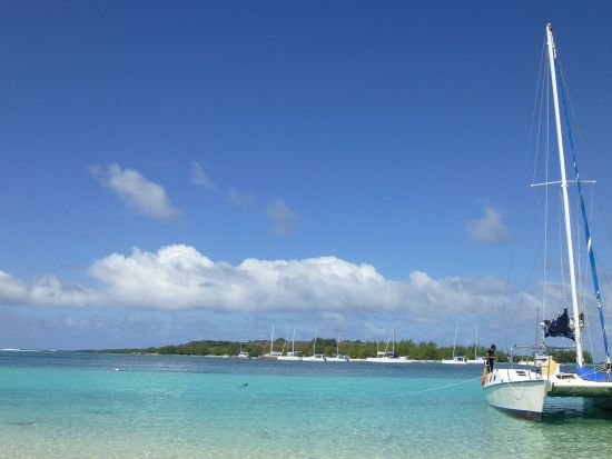 フェリーで行くイスラ・ムヘーレス島観光　ガイド付きゴルフカートツアー＋ビーチクラブ ＜ビュッフェランチ＆ドリンク付き／英語ガイド／カンクン発＞