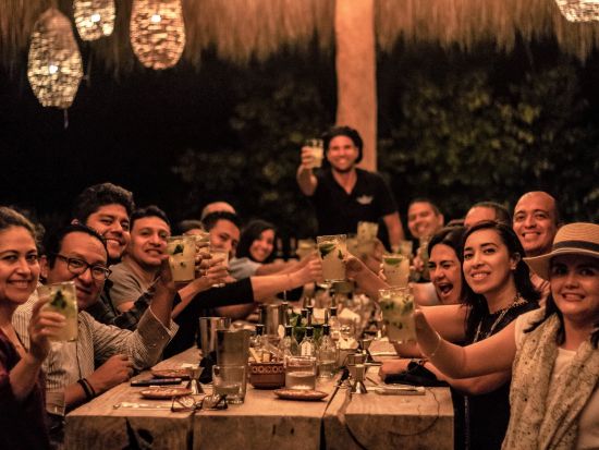 トラベラーズテーブル（The Traveler's Table） 共同ダイニングでマヤ料理を味わう5コースディナー＆ペアリング体験＜英語／リビエラマヤ発着＞